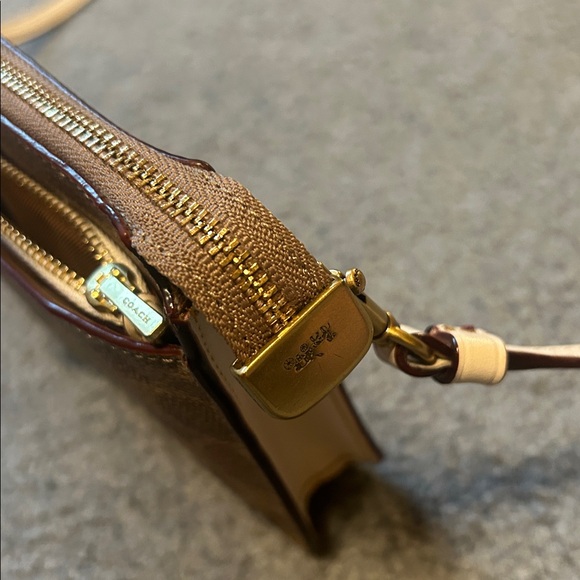 Coach Tan and Cream Crossbody Bag - Picture 8 of 8